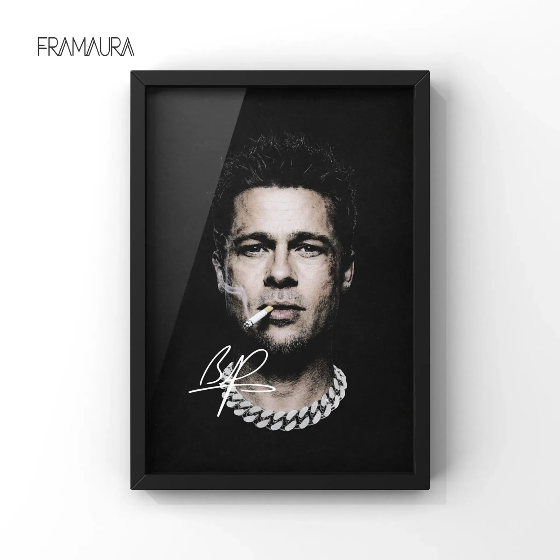 The Face (20x30 cm, Black frame)